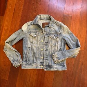 Light Wash Denim Jacket - Casual Layering